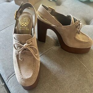 Vince Camuto suede platform heals.  Sz 7